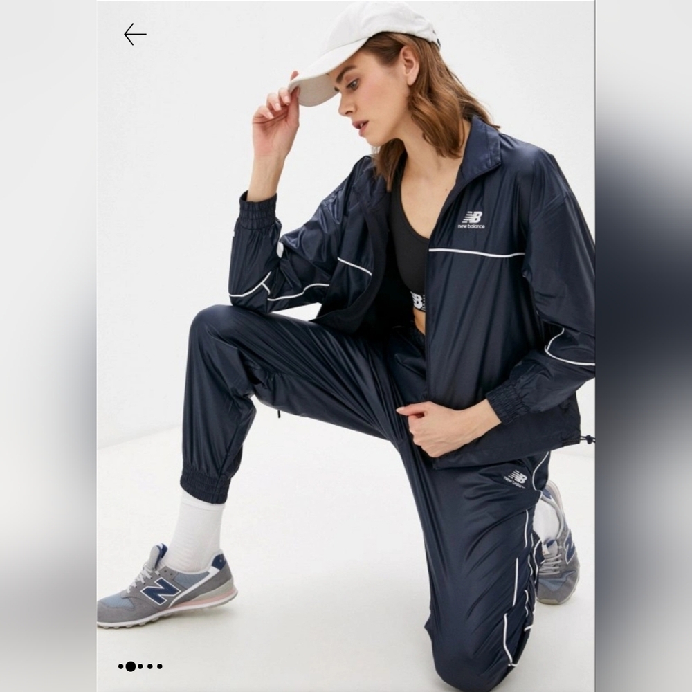 New Balance Women NB Athletics Windbreaker Jacket